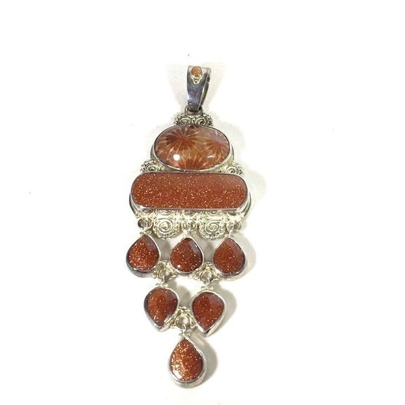 LARGE Sajen Offerings sandstone druzy pendant - Picture 1 of 4